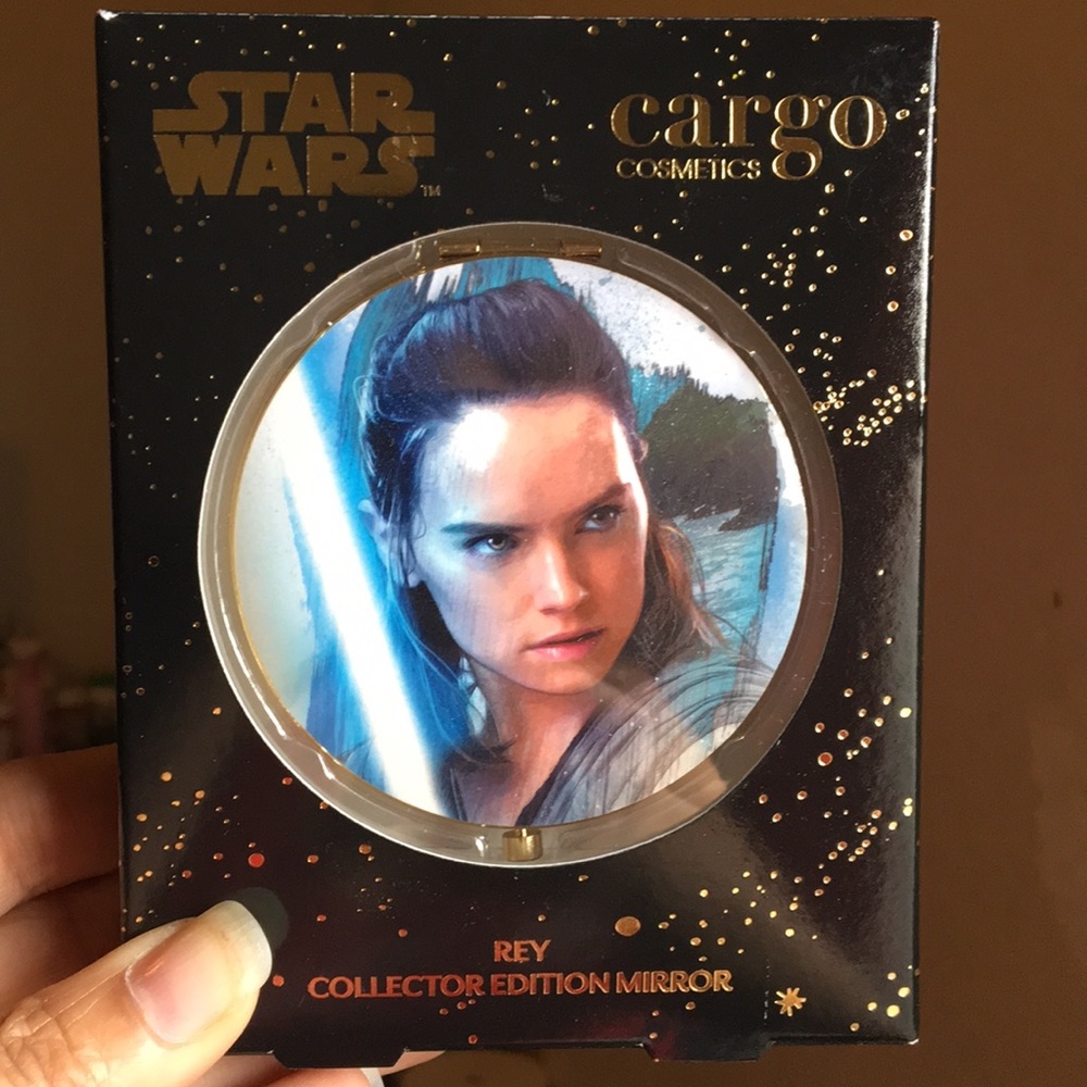 STAR WARS COLLECTIBLE COMPACT - Picture 2 of 3